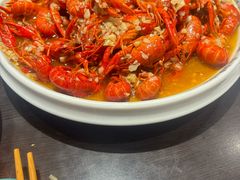 -川流不息·地道川菜·小龙虾(松东路店)