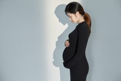 点击看大图 -专注孕妇照亲子照·纪田摄影