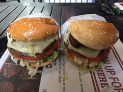 -The Habit Burger Grill 哈比特汉堡(爱琴海店)