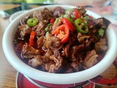 老火炖牛腩-甜阿姨·天台花园私房菜(万松园店)