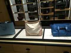 -首创奥特莱斯(西安店)