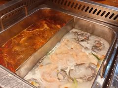 鸳鸯底锅-洪焱重庆老火锅(万福花园店)