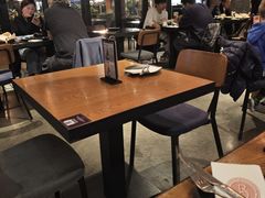 -BOURBON 玻本美式餐厅酒吧(虹桥新天地店)