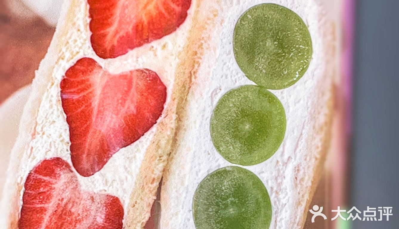 深圳首家水果三明治🥪终于也阔以吃到啦‼️