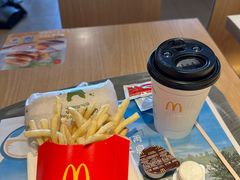 -麦当劳(百荣世贸商城店)