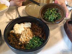 德胜香椿豆花米线-泓0871臻选云南菜·味庄
