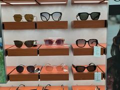-吴良材眼镜(南翔印象城MEGA店)