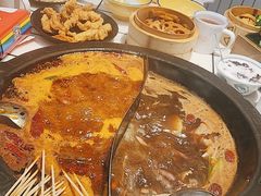 -卤校长重庆火锅(恒隆广场店)
