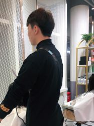 -PE SALON 