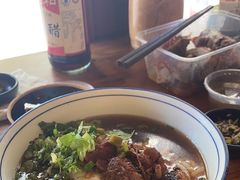 -矮子粉店1985·长沙米粉(湘春路店)