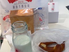 -红星前进面包牛奶公司(君太店)