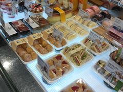 -巴黎贝甜(昆城广场店)