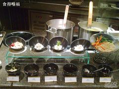 堂灼区-广州花园酒店-凌璇阁360度高空海鲜自助餐CAROUSEL