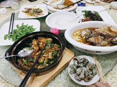 -鹏城人家海鲜酒家·23年老字号(较场尾店)