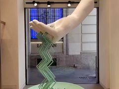 -文艺复兴百货(米兰大教堂广场店)