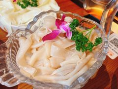 -佬土鹅肠火锅(解放路店)
