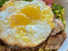 牛肝菌糖烤猪五花拌饭-SHAN山(前滩太古里店)