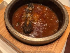 石锅黑米扣辽参-悦秀·高级粤菜