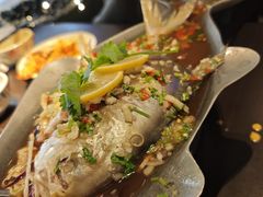 -大头虾越式风味餐厅(光明广场店)