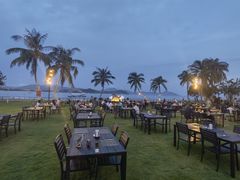 -JW万豪厨房餐厅·滨海草坪烧烤·海鲜·海景(三亚绿发山海天JW万豪酒店)