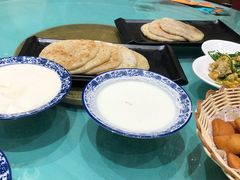 -哈啾嗨·新概念蒙餐(红星新城店)