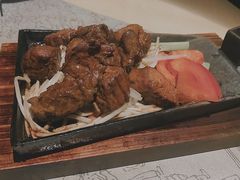 -穹六人间 people 6(岳阳路店)