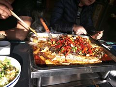 -鸣记脆皮烤鱼·海鲜烤鱼(三八广场店)