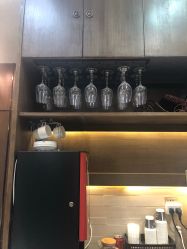 -首脑美发沙龙