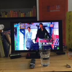 -马克男发时尚店