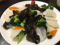 -金牌餐厅·天津菜·八珍豆腐·老爆三(瓷房子店)