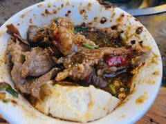-黄利砖万峰林布依特色酸笋牛肉馆