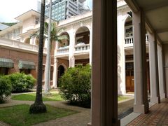 -香港大学