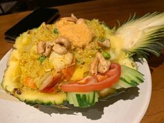 菠萝海鲜炒饭-mango tree芒果树泰国餐厅(青岛万象城店)