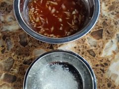 -黄记四更烤乳猪店