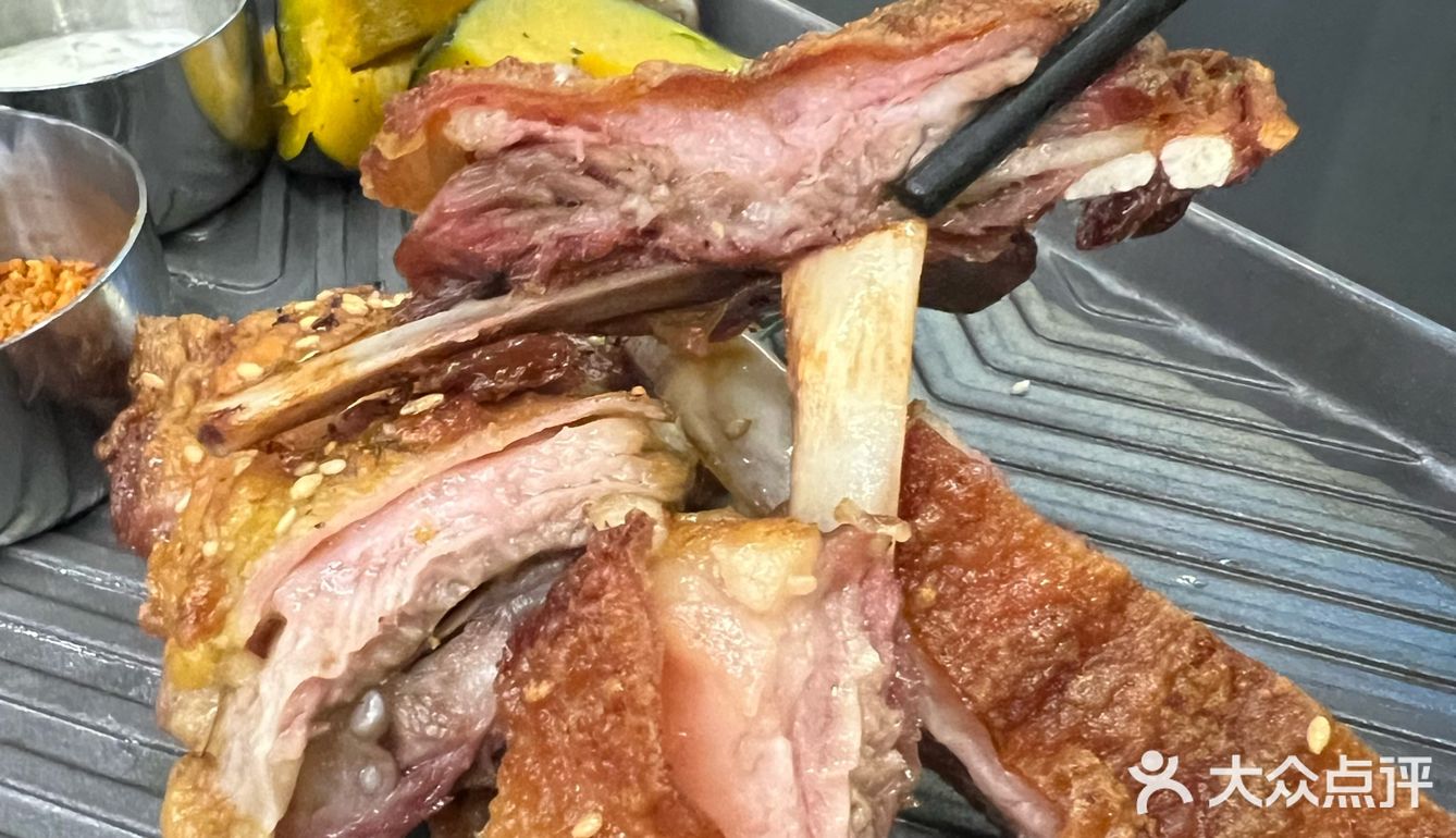 虹桥商务圈的羊肉秘境
