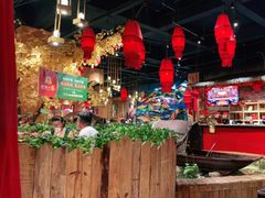 -老滇山寨•云南特色菜•地方菜•民族风情歌舞表演(金碧店)