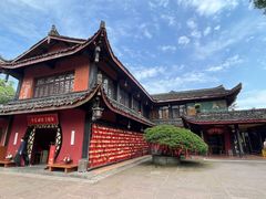 -峨眉山报国寺