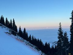 -丝绸之路山地度假区滑雪场