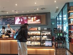 -星巴克(青岛火车北站候车大厅店)