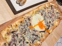 -LENBACH兰巴赫西餐啤酒坊(大连东港店)