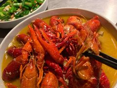-龙巢盱眙龙虾·牛蛙·烧烤宵夜(八卦岭店)