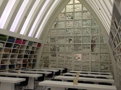 1445317786-钟书阁(松江泰晤士小镇店)