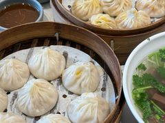 -馋三尺蟹粉小笼(人民广场店)