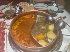 -牛村来人潮汕牛肉火锅(西单店)