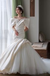 -艾米丽婚纱礼服