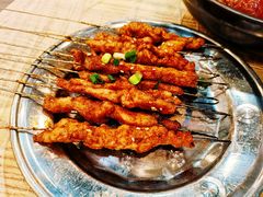 猪肉串-江城燕子大排档(江汉路步行街店)