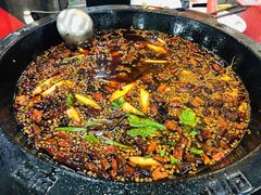 肥肠鱼-烧哥美蛙肥肠鱼火锅·十五年社区店