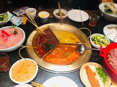 -周师兄大刀腰片火锅(洪崖洞旗舰店)
