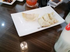 -明将锅贴(五爱路店)