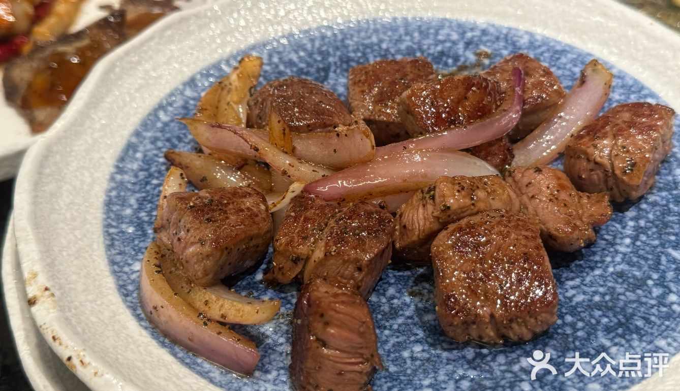 吃吃喝喝最快乐了[礼花]